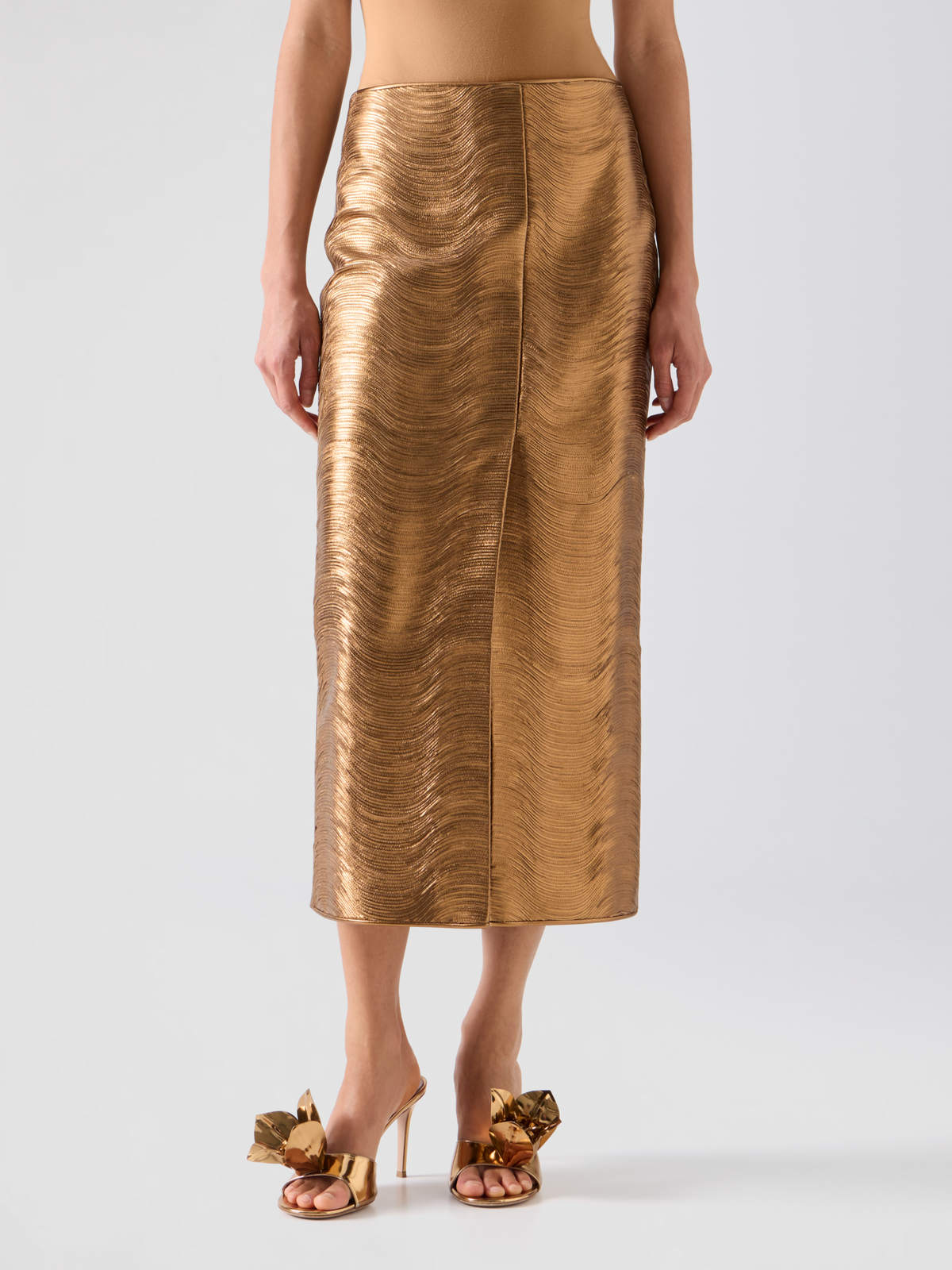 Designer Bleistiftrock aus Lamé-Leder mit Streifenstickerei - Gold 