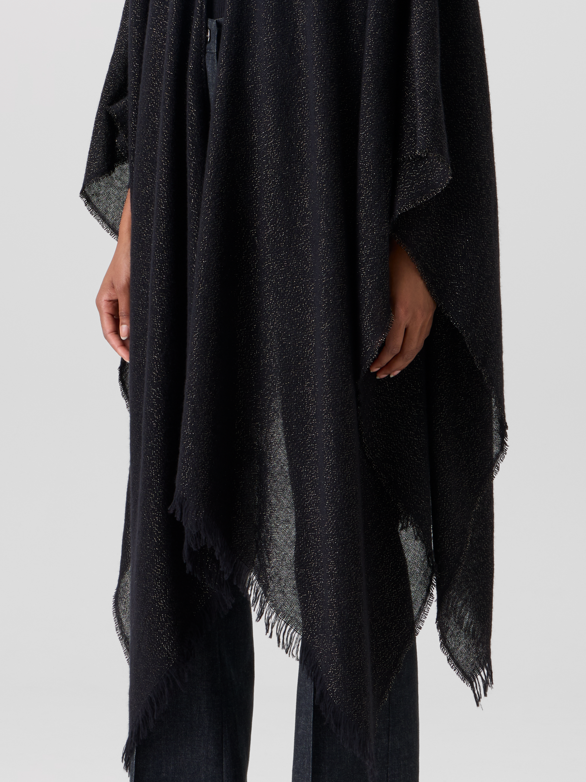 Designer Cape-Schal aus Wolle-Kaschmir mit Lurex und Fransen - Bunt - Gold - Schwarz 