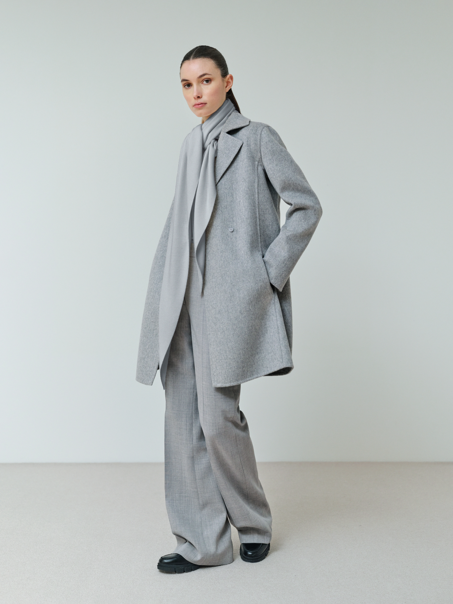 Designer Weite Gerade Hose aus Woll-Stretch-Doubleface - Grau 