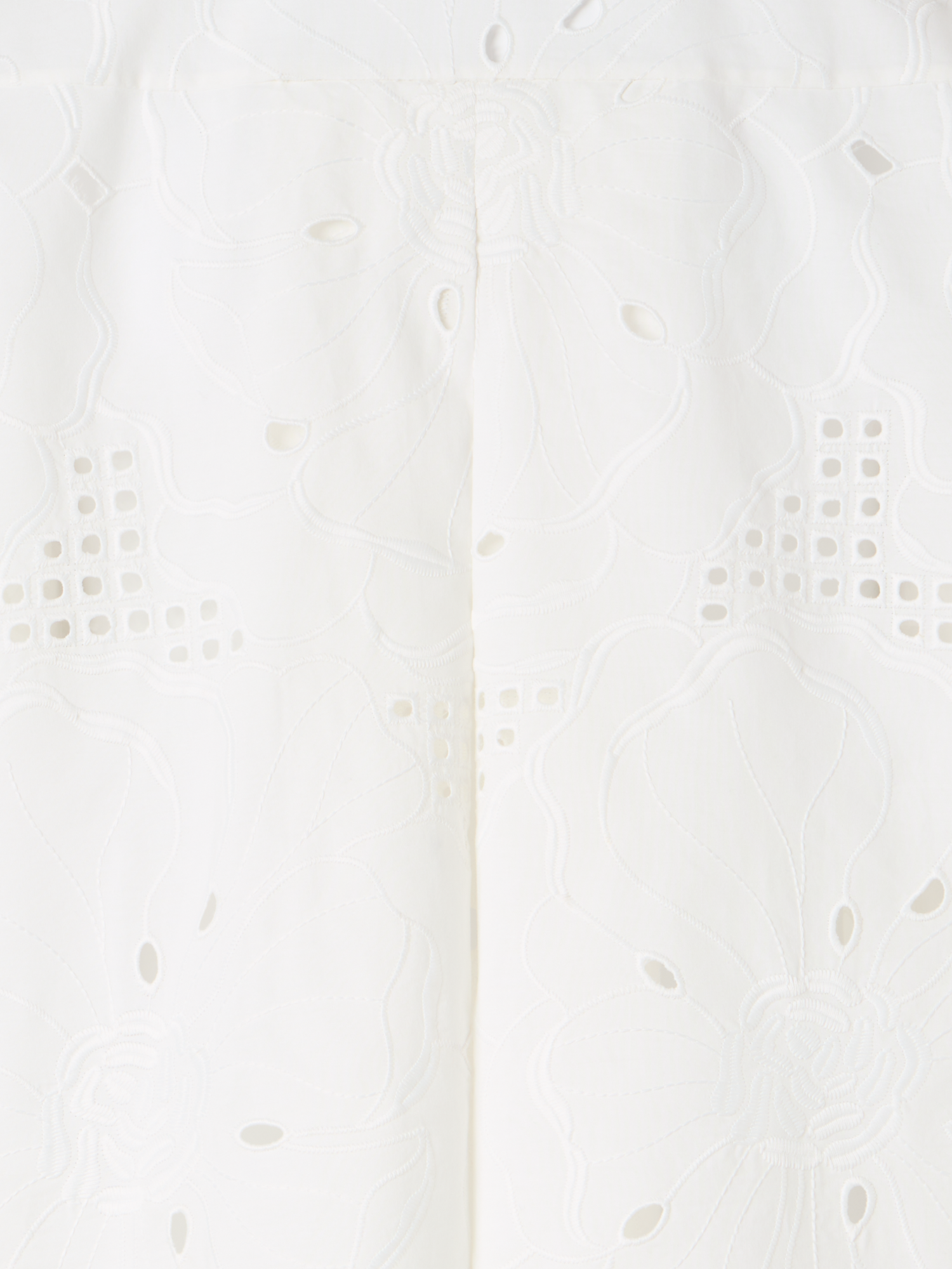 Designer A-Linien-Bluse mit Blumen-Lochstickerei - Ecru