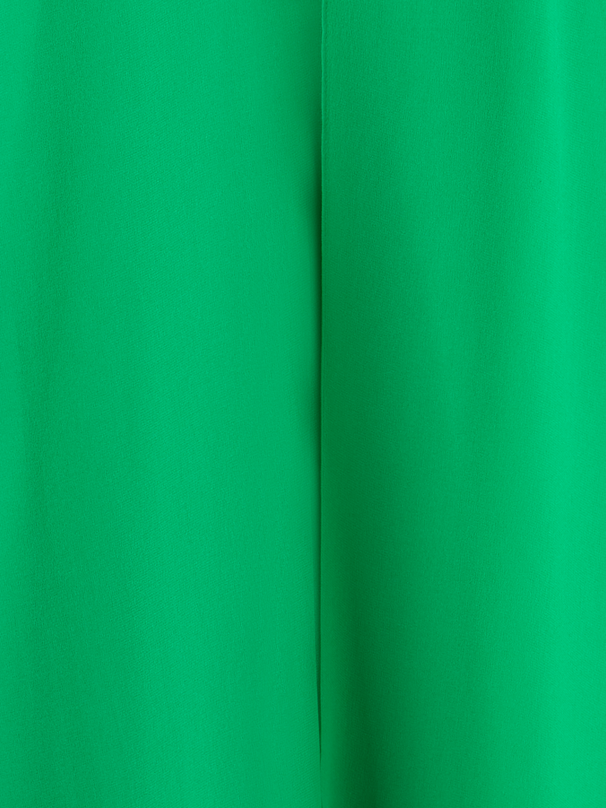 Designer Asymmetrische Robe aus Seiden-Georgette mit Cape-Ärmeln - Grün