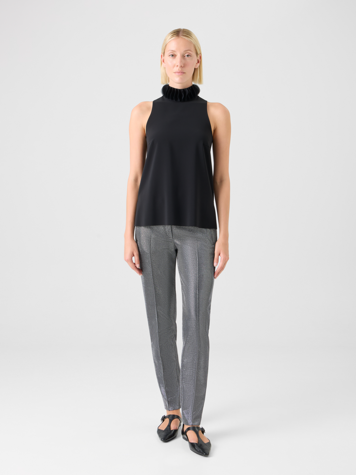 Designer 3D-Punkt-Lasercut-Crêpe-Oberteil - Schwarz #editorial