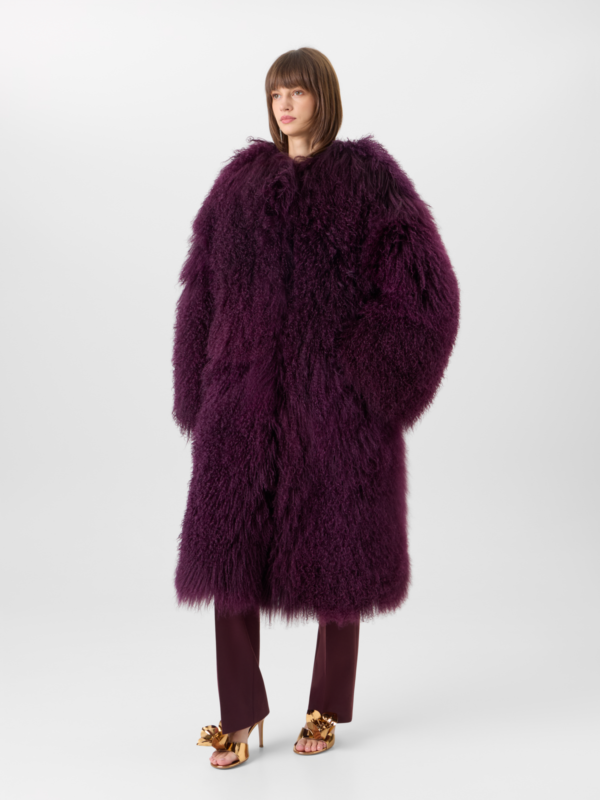 Designer Oversize-Mantel aus langhaarigem Lamm-Shearling - Rot - Violett 