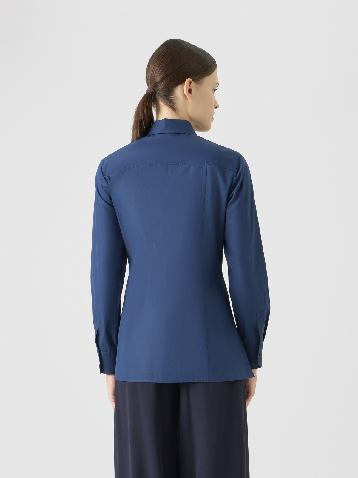 Designer Bluse aus Baumwollpopeline mit plissierter Vorderseite - Blau #editorial