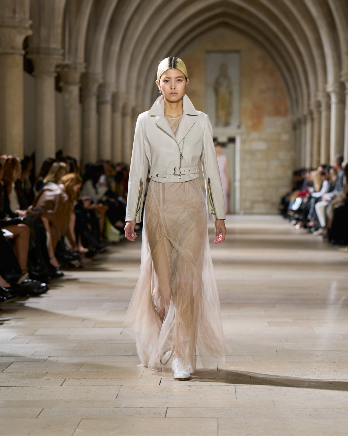 Designer Cropped Leder-Bikerjacke - Grau - Beige #editorial