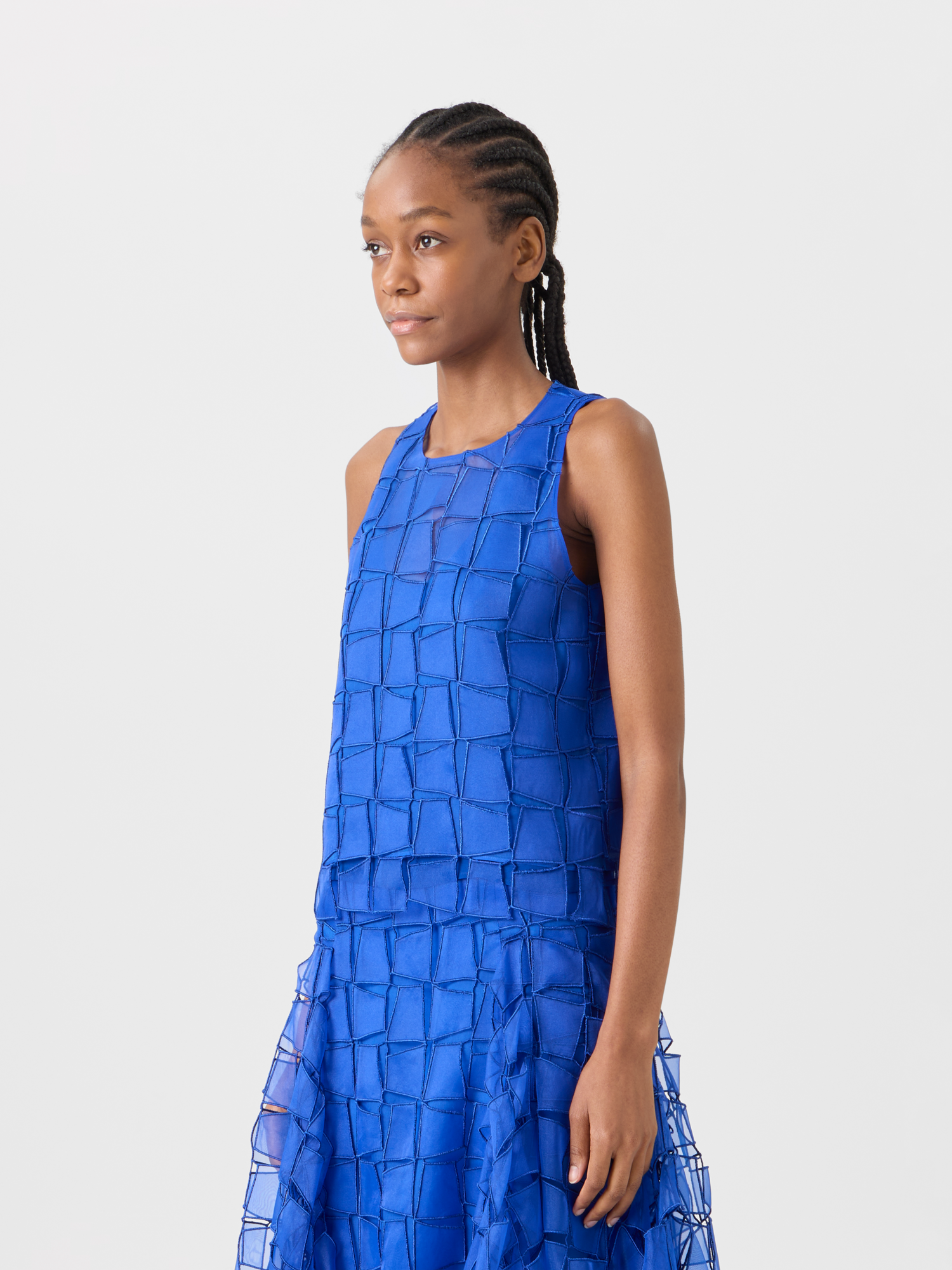 Designer Bluse mit Trapez-Stickerei aus Organza - Blau 