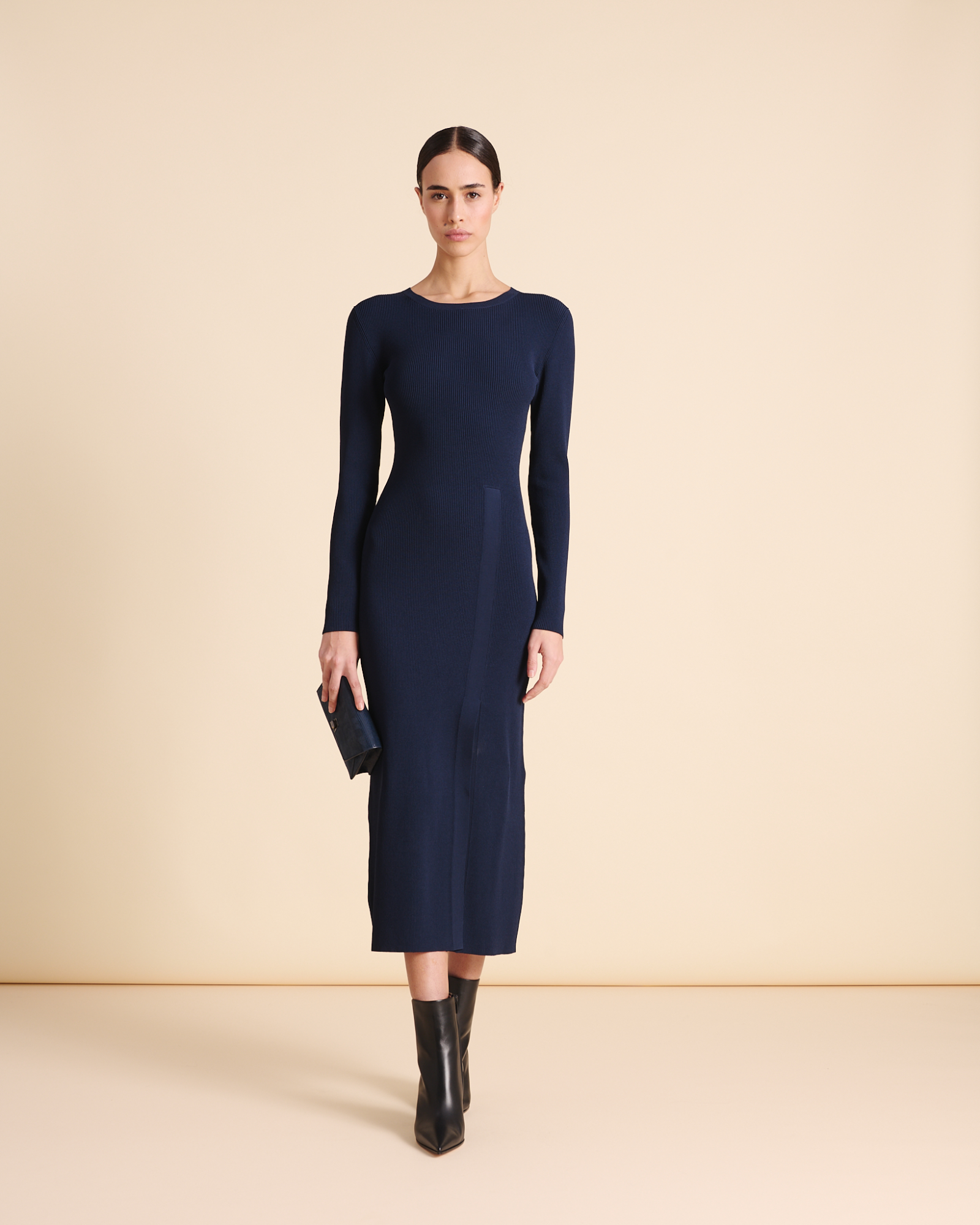 Designer Schlauchkleid aus Rippstrick-Stretch - Dunkelblau - Blau 