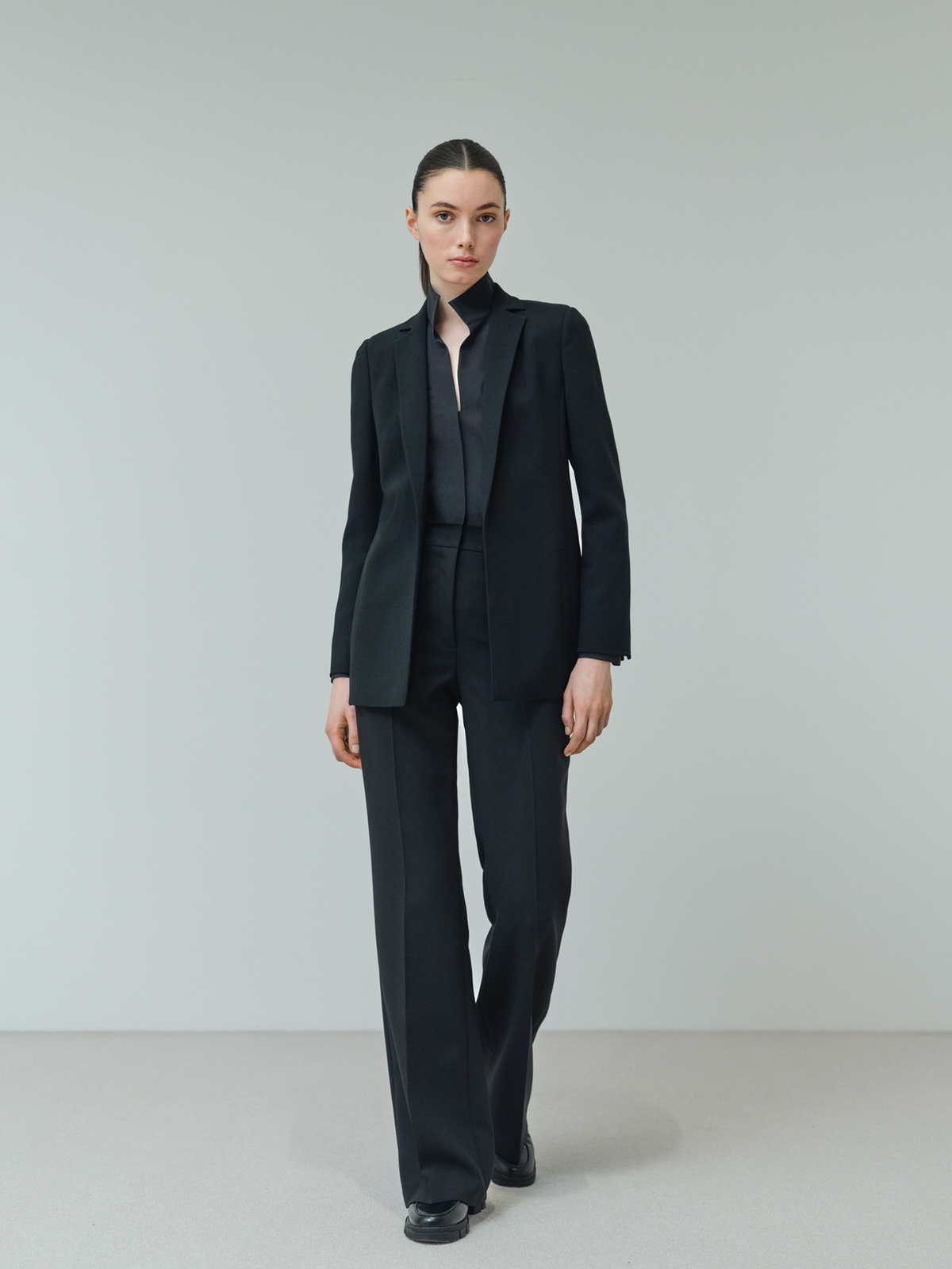 Designer Blazer aus Woll-Doubleface mit langem Revers - Schwarz #editorial
