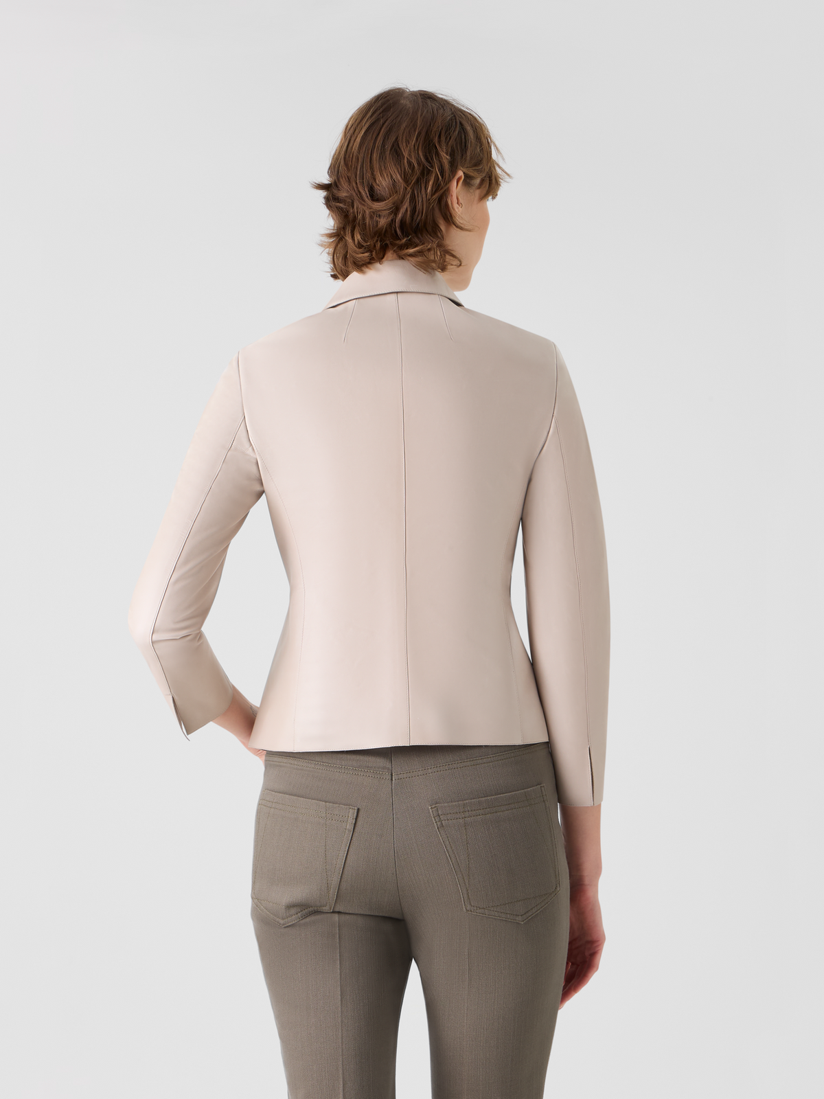 Designer Hecate kurze taillierte Lederjacke - Beige #editorial