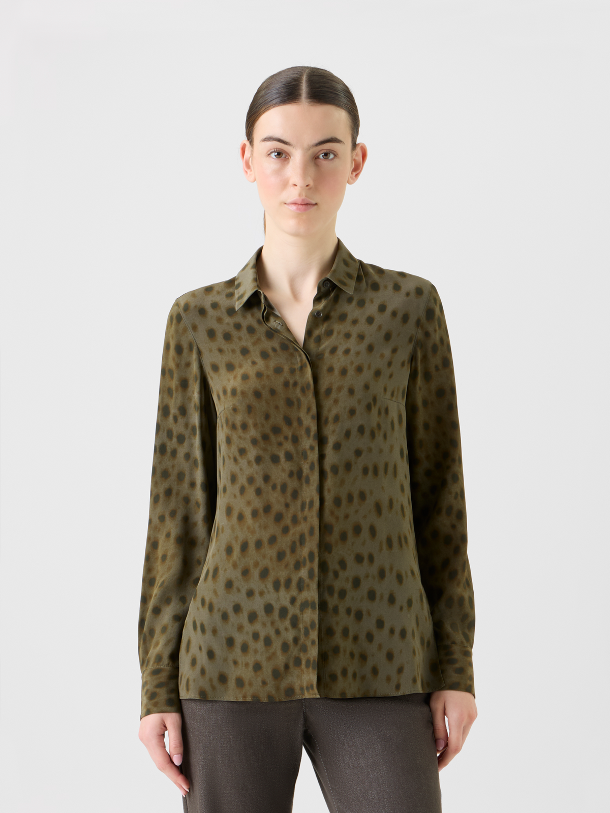 Designer Seidenbluse im Leopard Print - Braun #editorial