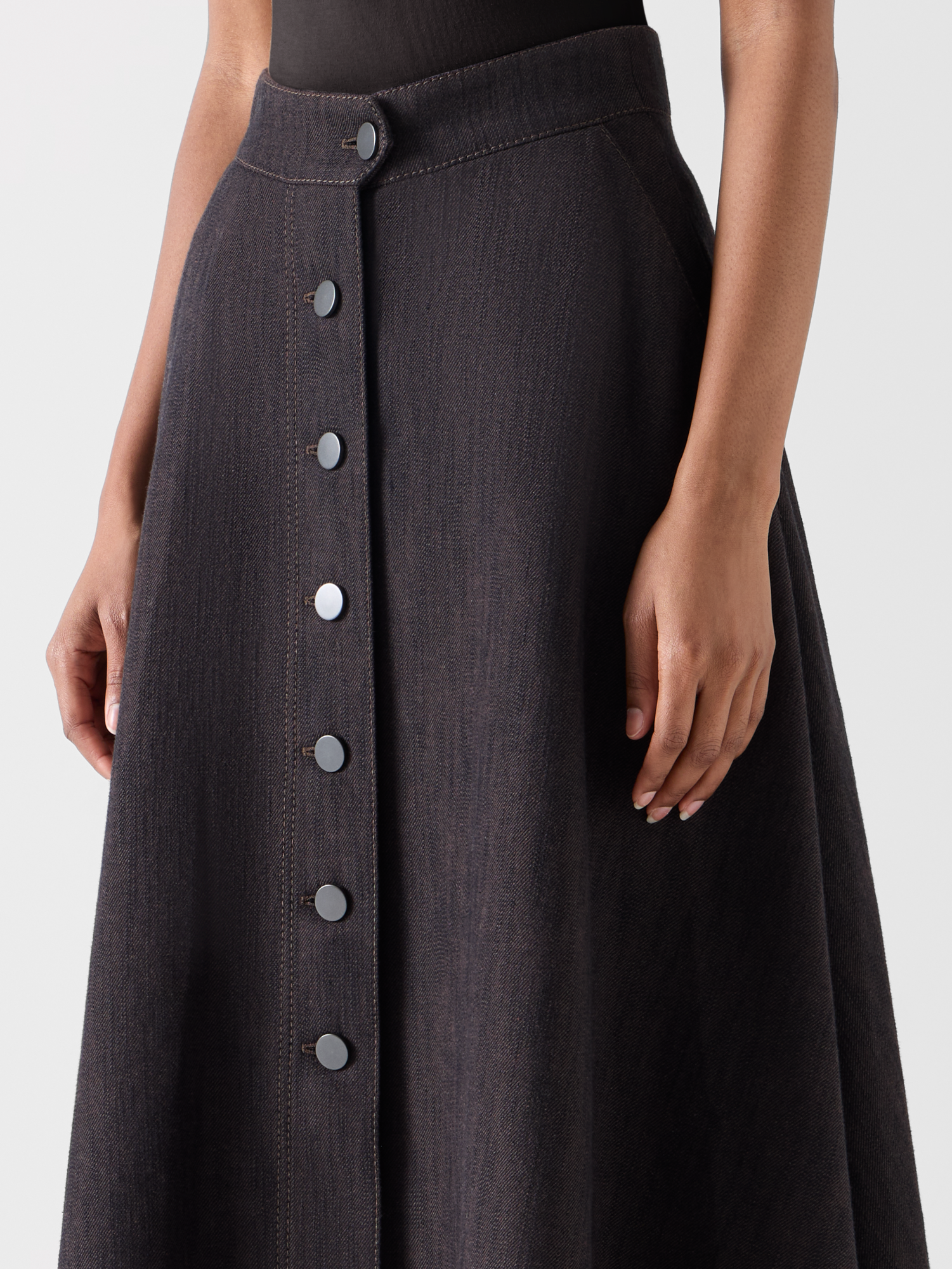 Designer Ausgestellter Midirock aus Winter-Denim - Braun 