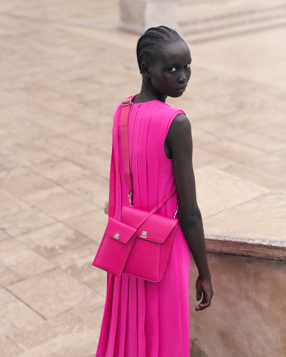 Designer Anouk Phone Pouch - Rosa #editorial