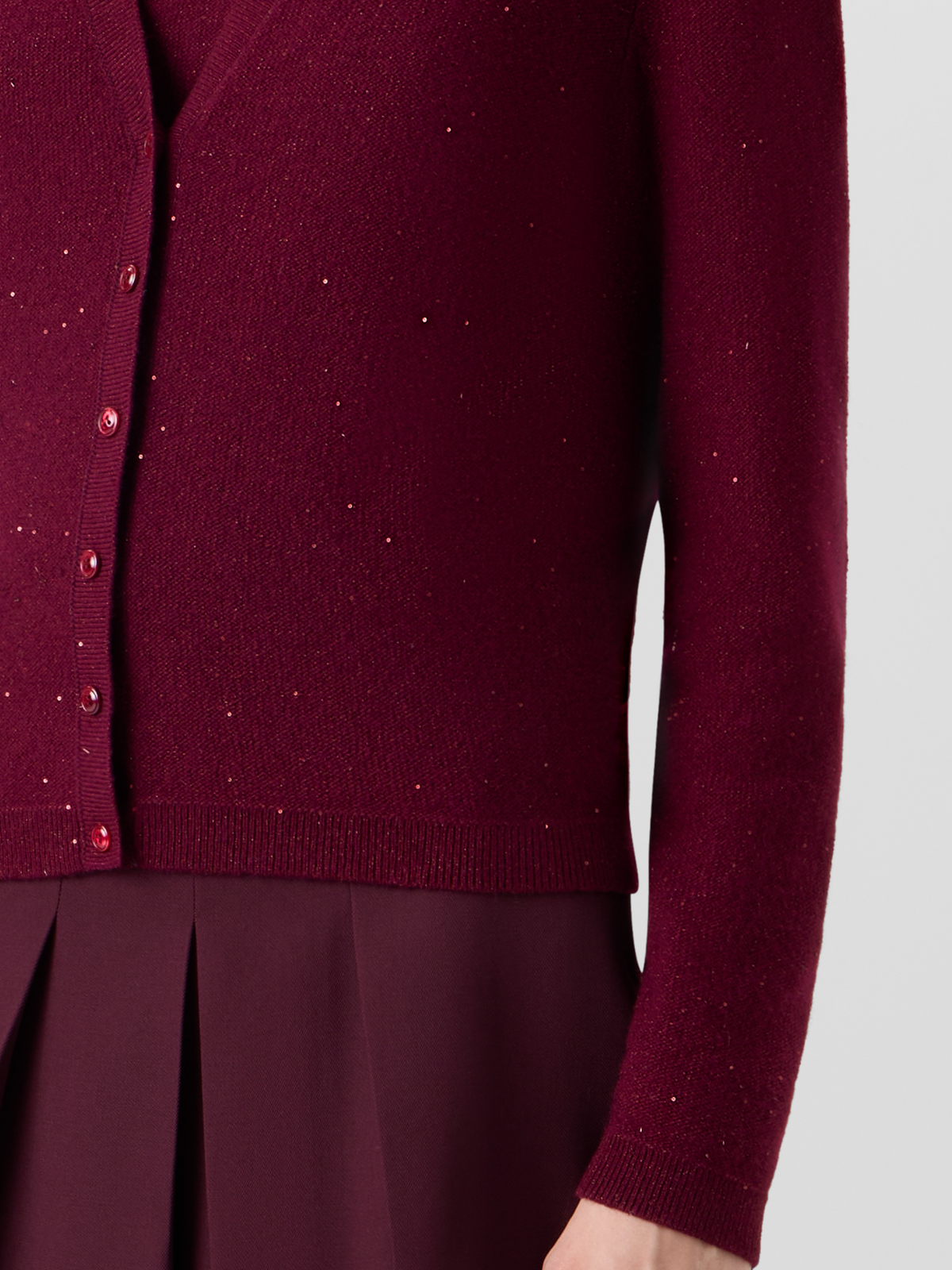 Designer Cardigan aus Kaschmir-Lamé mit feinen Pailletten - Rot 