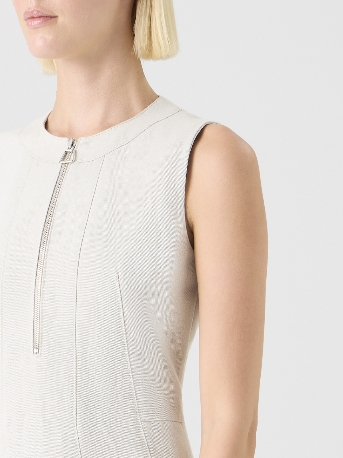 Designer Fit-and-Flare-Midikleid aus Gabardine aus Baumwollleinennal Dress in Cotton-Linen Gabardine - Grau #editorial