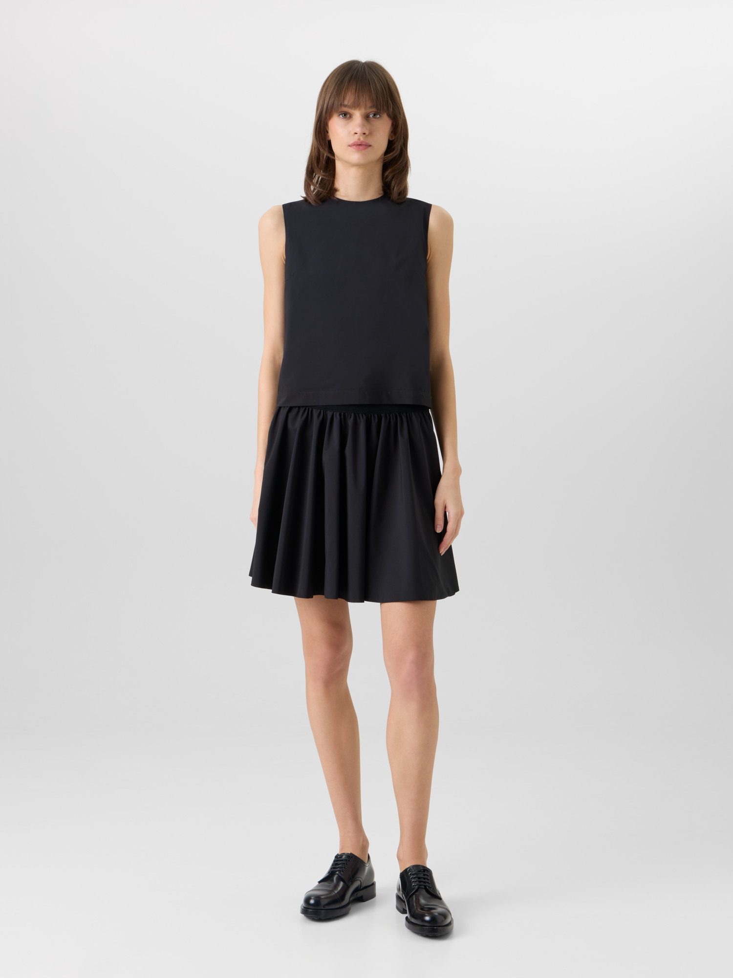 Designer Ausgestellter Minirock aus Mixed-Media - Schwarz 