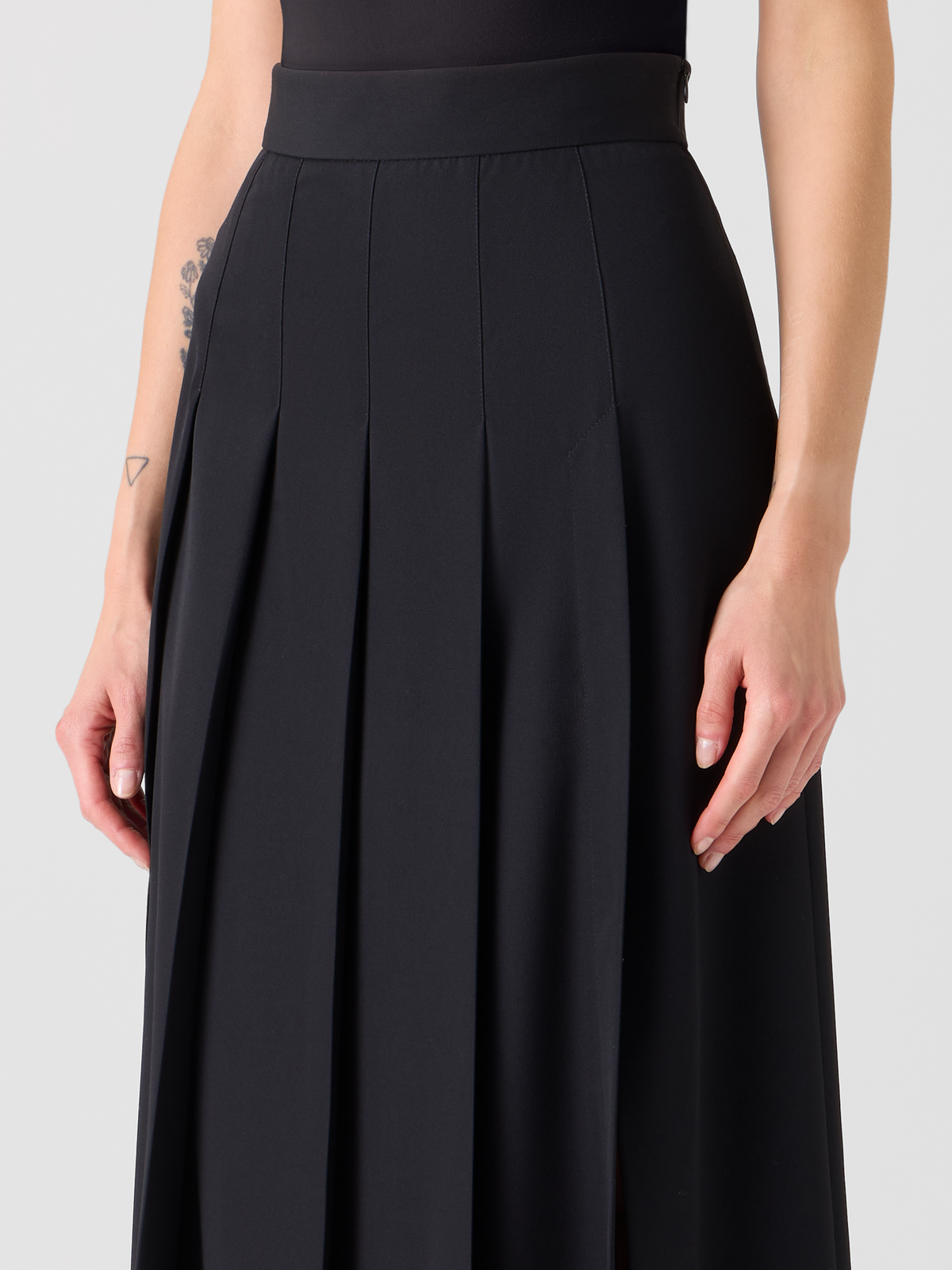 Designer Plissierter Midirock aus Wolle - Schwarz #editorial