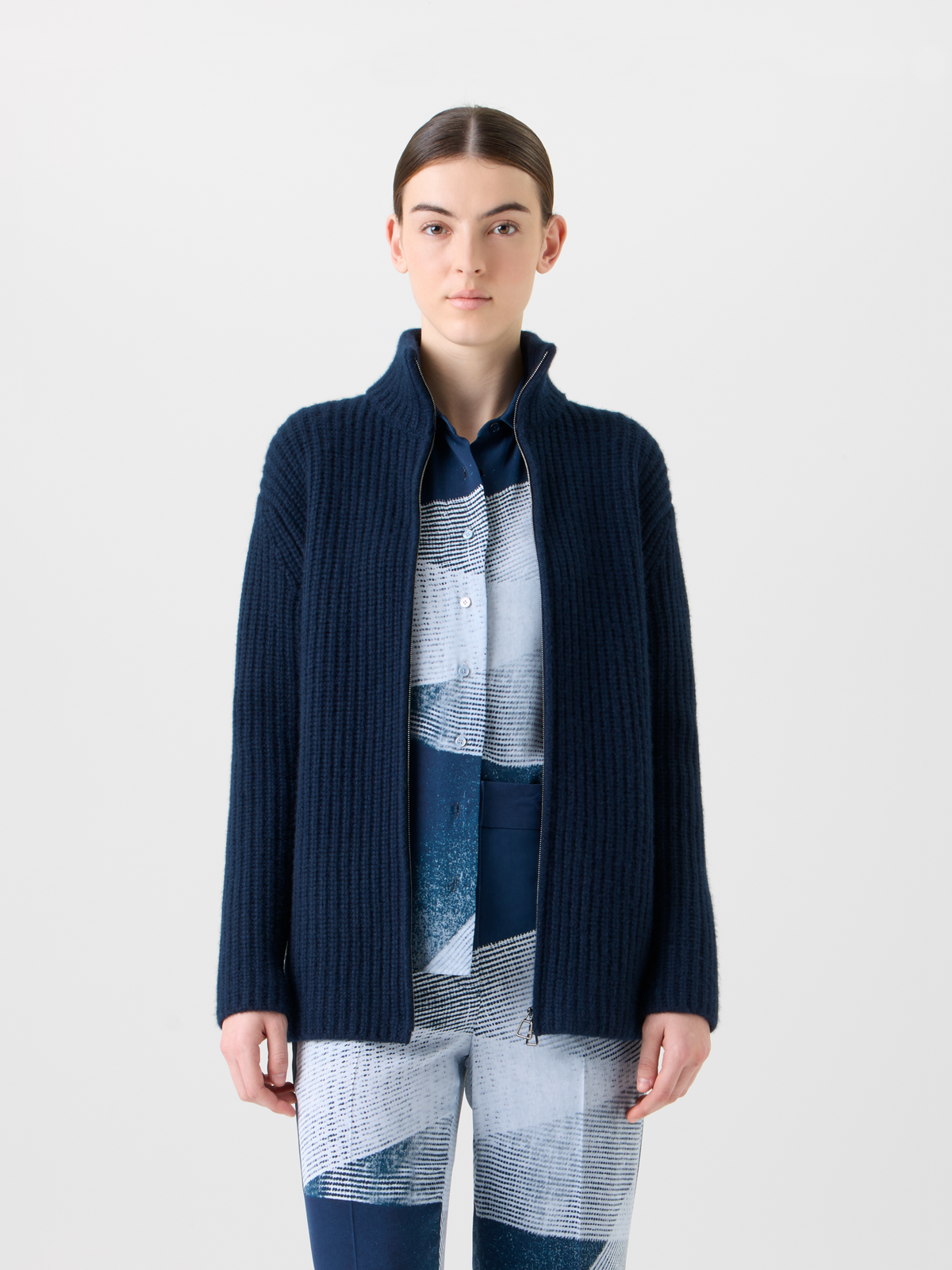 Designer Kaschmir Stehkragen Grobstrick Cardigan - Dunkelblau - Blau #editorial