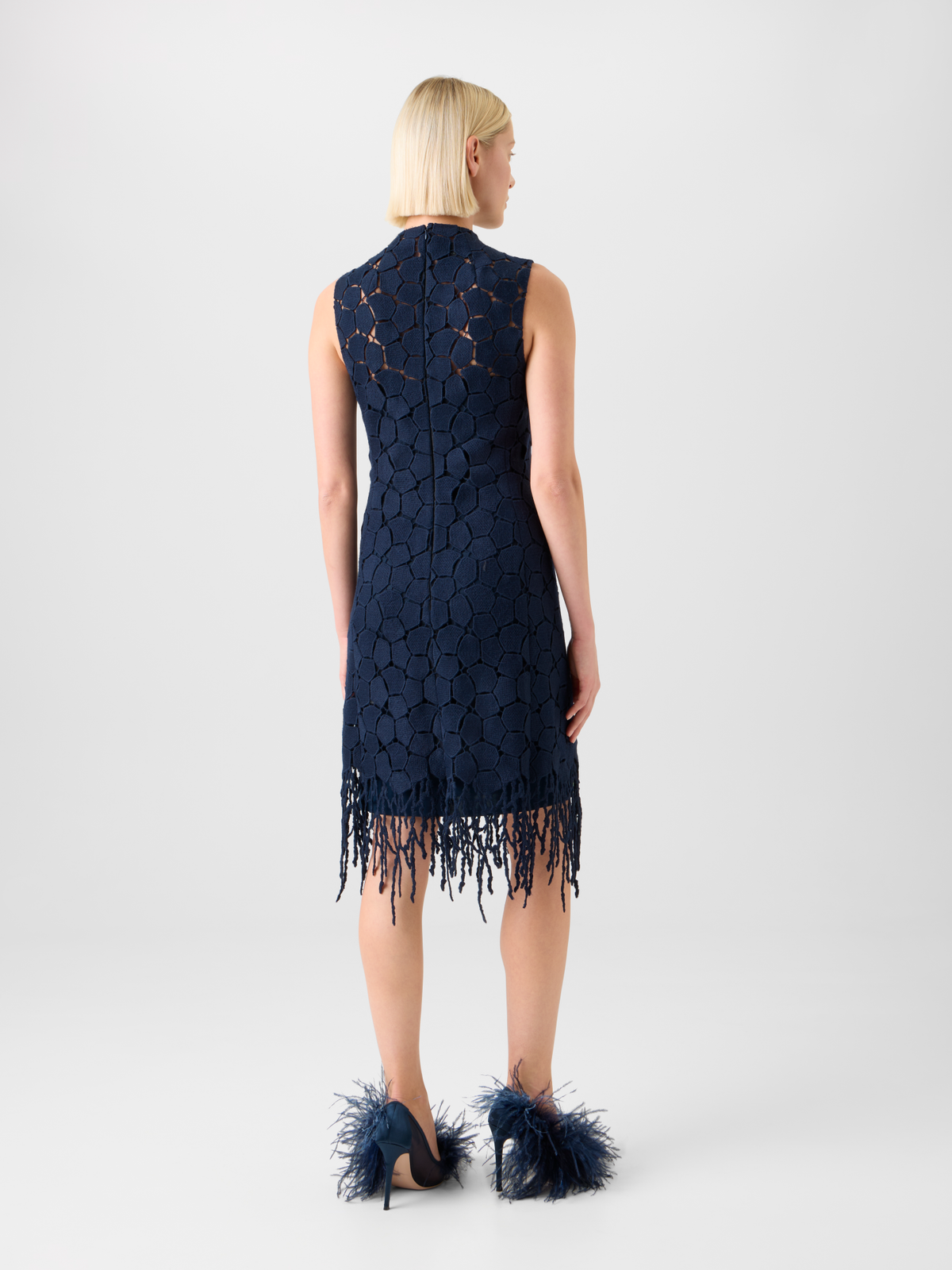 Designer Fringe Sheath Dress in Lapis Lazuli Stickerei - Dunkelblau - Blau #editorial