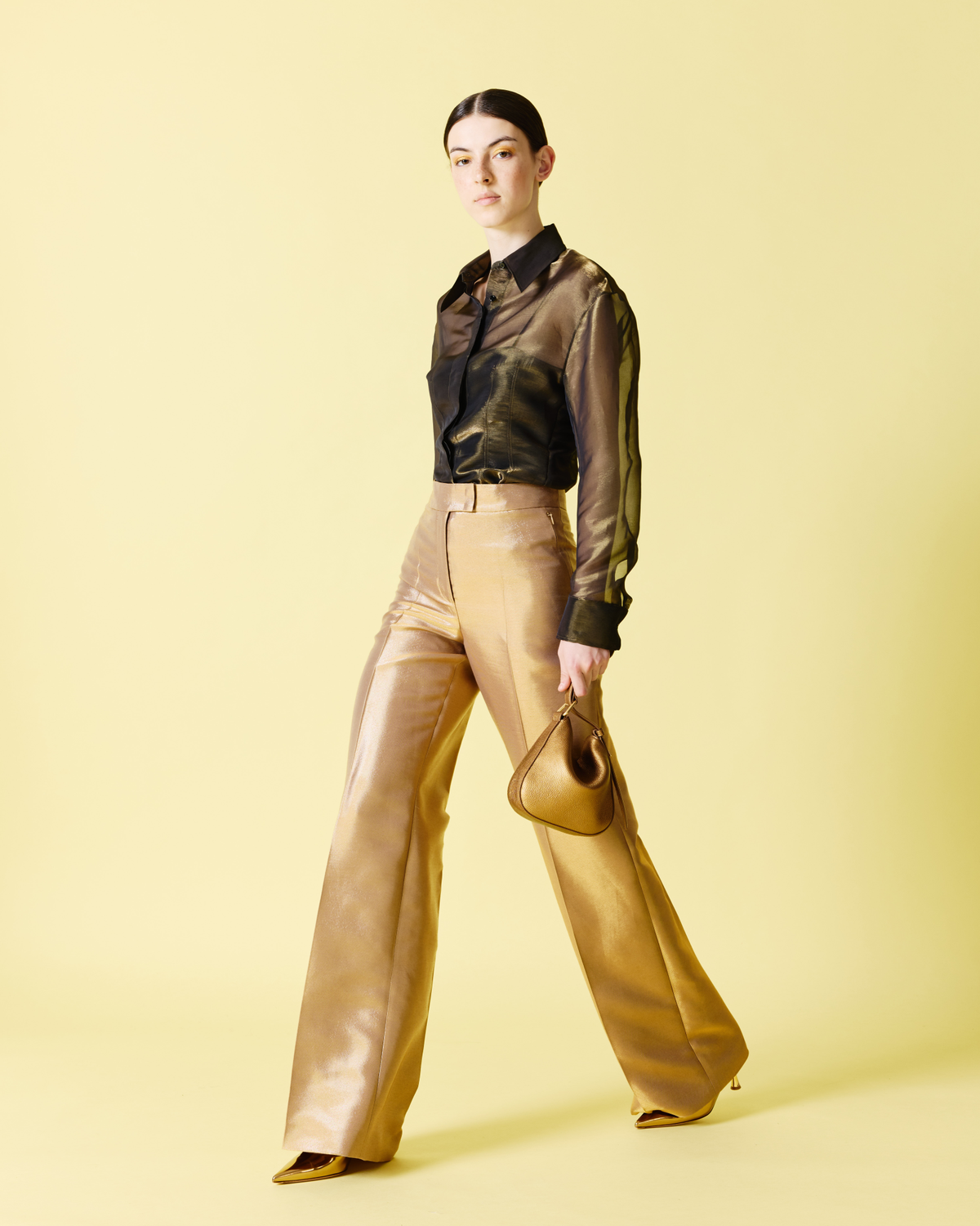 Designer Organza-Seidenbluse mit Goldschimmer - Schwarz - Gold #editorial
