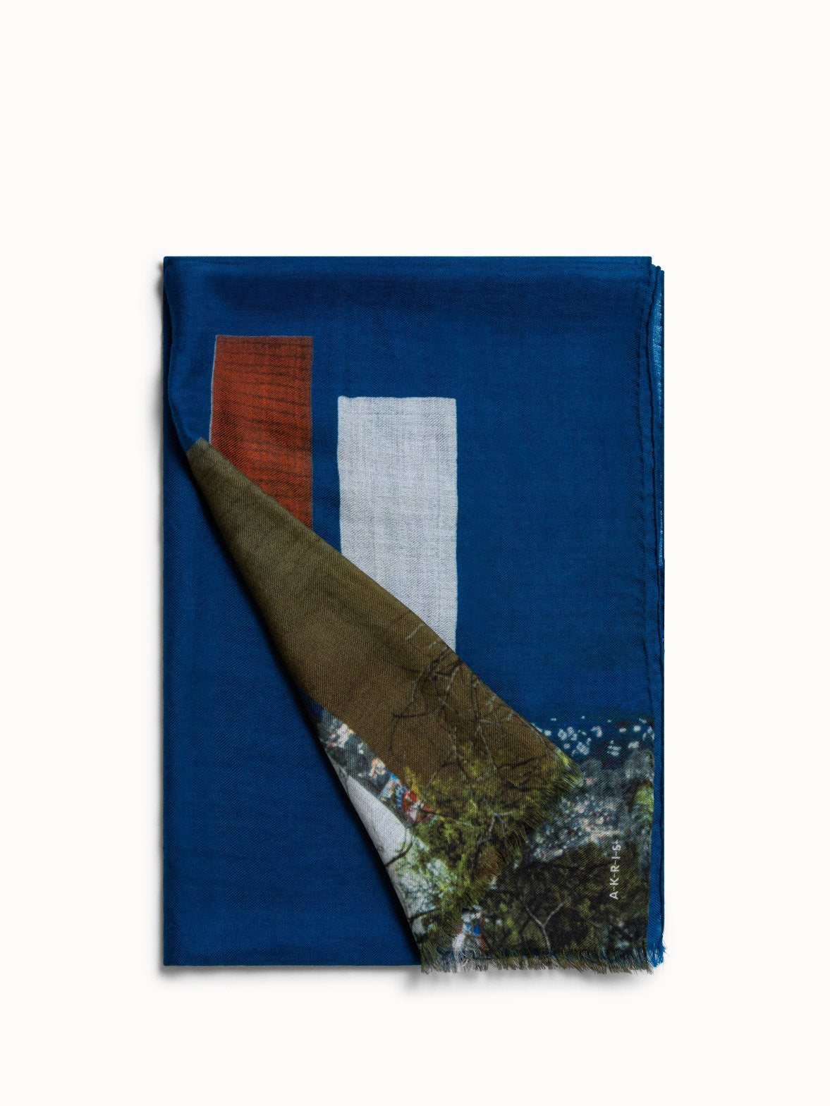 color:royal blue|gallery