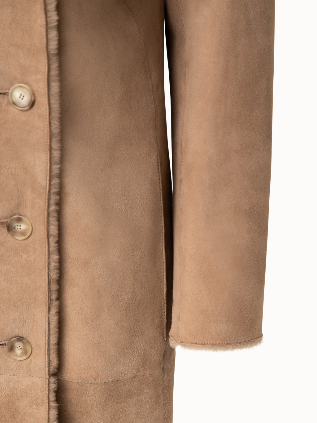 Langer Ledermantel mit Fell aus Lammfell - Beige