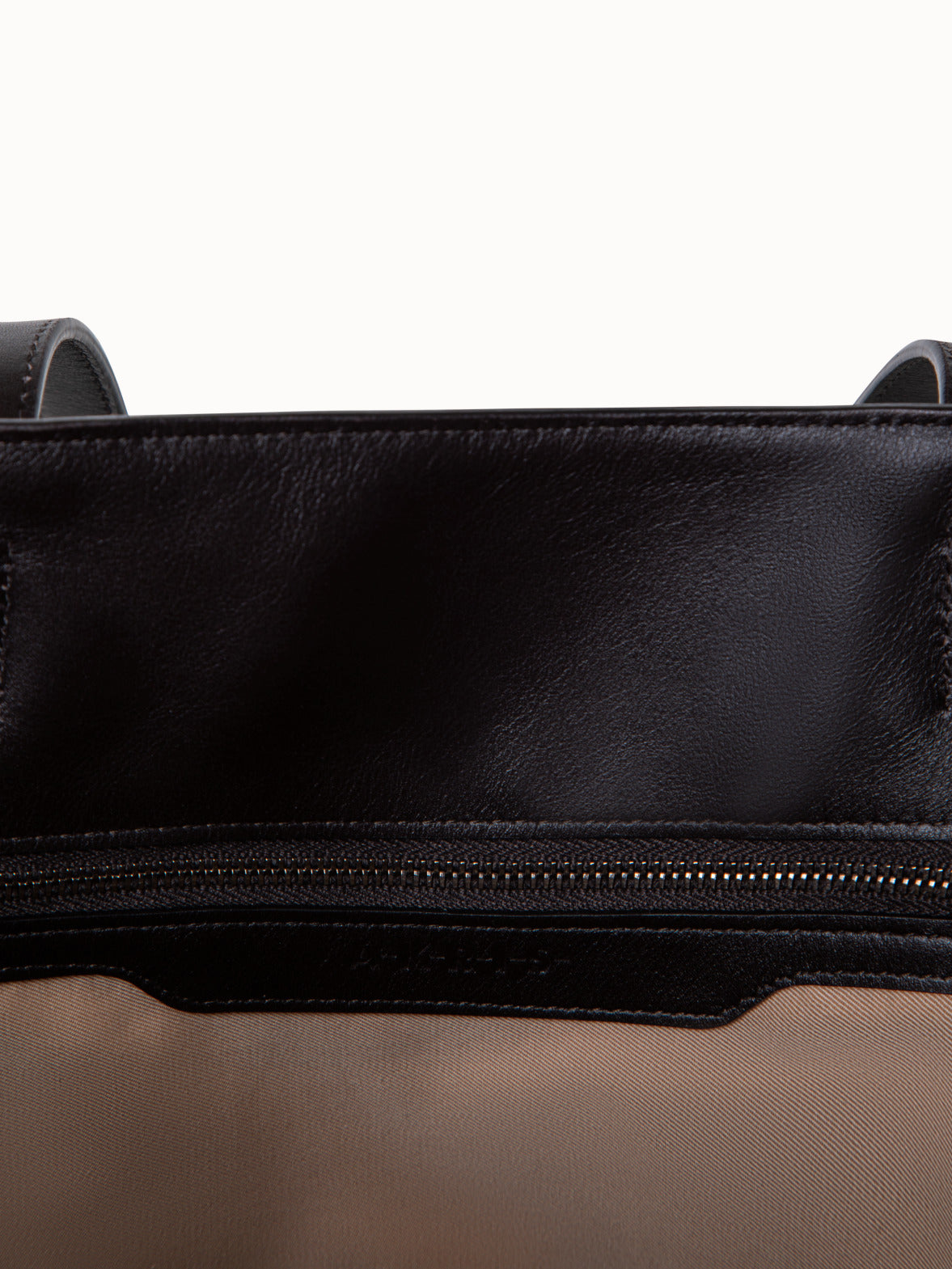 Medium Ai Shoulder Bag in Braided Leather and Nubuck Trapezoids - brown